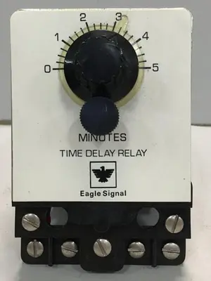 USED EAGLE SIGNAL BR17A6
