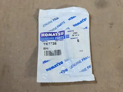NEW KOMATSU TK7738