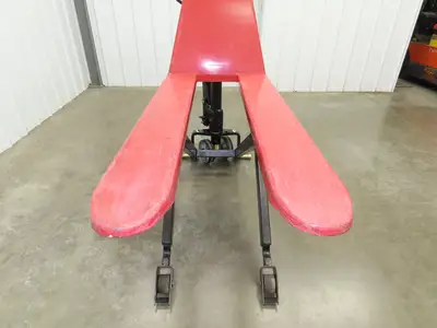Uline H-5442 Manual Narrow Pallet Lifter 3000lb Jack 46" Long 31" Lift Height