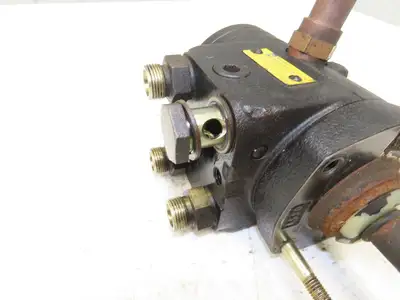 Linde 8470 955 216 Forklift Hydraulic Power Steering Pump Removed From E18C-02