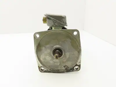 Nissei GTR AC Motor Gearmotor 25:1 Ratio 0.2kW 69 RPM 220V 3PH IK-ZUR