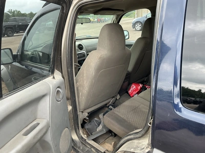USED 2005 JEEP LIBERTY