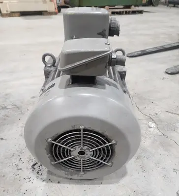 Motor off 300 TON KOMATSU L2M300-3BM / Hitachi 37 KW 4 Pole Type: TFO Form: KK 3 Phase Induction Motor