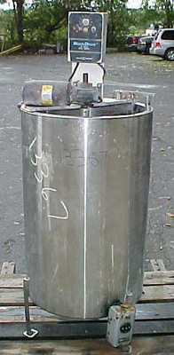 USED 30 GALLON JACKETED MELTING ATANK MELTING TANK