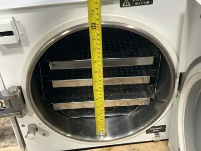 Used VWR AS12 Autoclaves Ohio US | HGR 24 #1485357