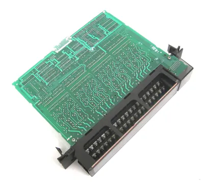 USED GE FANUC IC697MDL350C 32 POINT OUTPUT MODULE