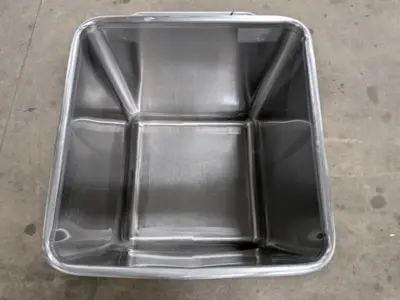 600 Pound SS Dump Buggy with Plastic Lid