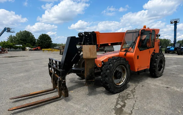 Used 2018 SKYTRAK 10054 TELEHANDLER Telehandlers Alberta CA | Adcock Equipment #1418005