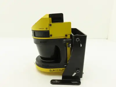 Keyence SZ-V04X Multi-function Laser Safety Scanner SZ-V Series 24VDC 8.4m 160ms