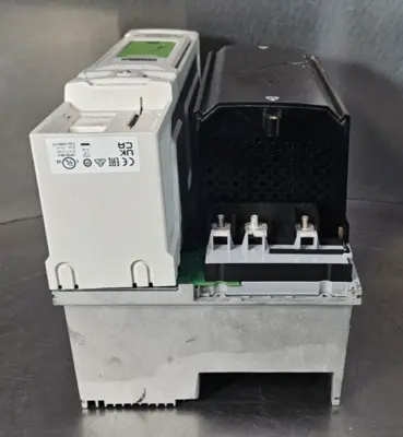 Control Techniques M701-06400420A 30/30 HP 380-480V Unidrive (BIN752)