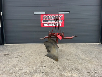 MASSEY FERGUSON 1 Bottom Plow Plow | County Equipment Company LLC (2)