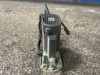 Used BLACK & DECKER 3304 Miscellaneous MRO Ohio US | HGR 24 #1293796