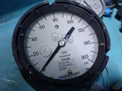 Assorted Pneumatic Pressure Gauges