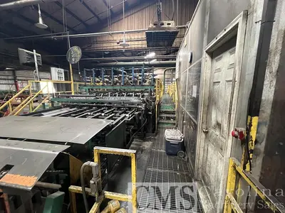 USED GLOBE PLAYWOOD LAYUP LINE AND GLOBE PRESS