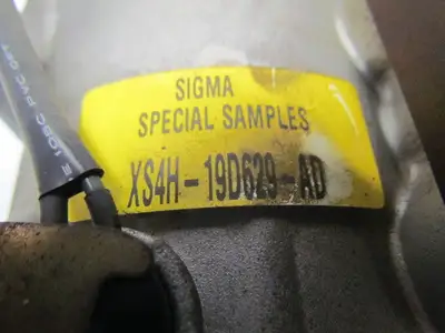 Ford X54H-19D629-AD RFX54H-190647-AB A/C compressor w/cluch