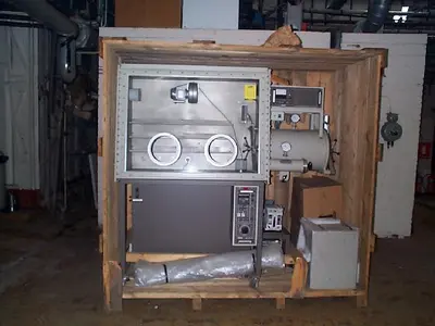 M Braun Glove Box System with Oxygen and H2O Analyzers Mb150b-G-1
