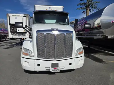 USED 2018 PETERBILT 579