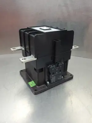 ABB Spectrum SK825484 EHDB 220 600VDC 220A Drive Contactor. 4B