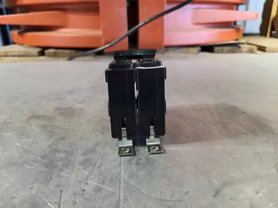NEW CUTLER-HAMMER BAB2020H