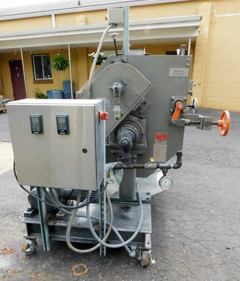USED BUFFALO TECHNOLOGIES DRUM FLAKER BUFLOVAK 24 X 24