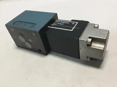 USED BOSCH 0 810 090 103