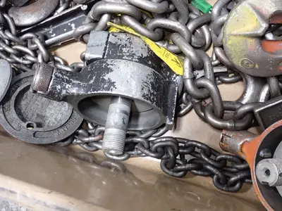 Chain Hoists / Lifting Equipment