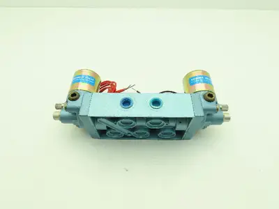 Honeywell Skinner S3RRJBL2 Solenoid Valve 5-Way 3 Pos 120V 150 PSI 1/4" NPT