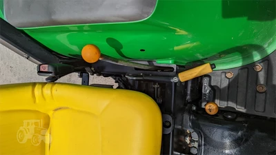 USED 2011 JOHN DEERE 3038E