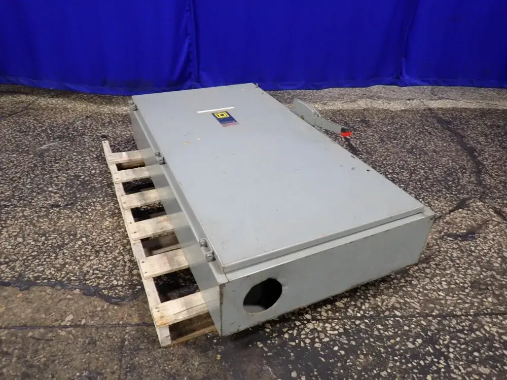 USED SQUARE D H325N