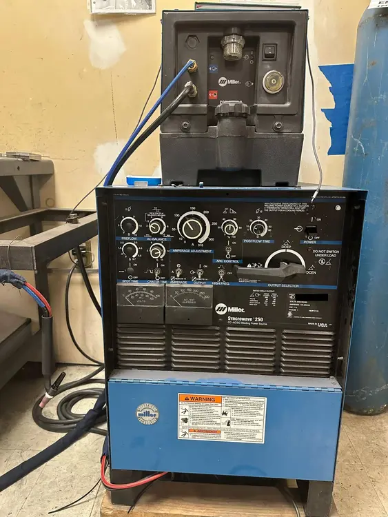 Used 1900 MILLER SYNCROWAVE 250 TIG WELDER Welding Machinery (Other) New Jersey US | Revelation Machinery #404380