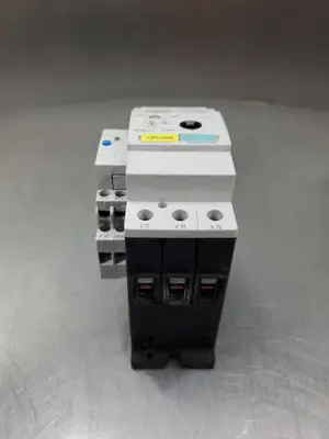 USED Siemens 3RV1031-4FA10 CIRCUIT BREAKER