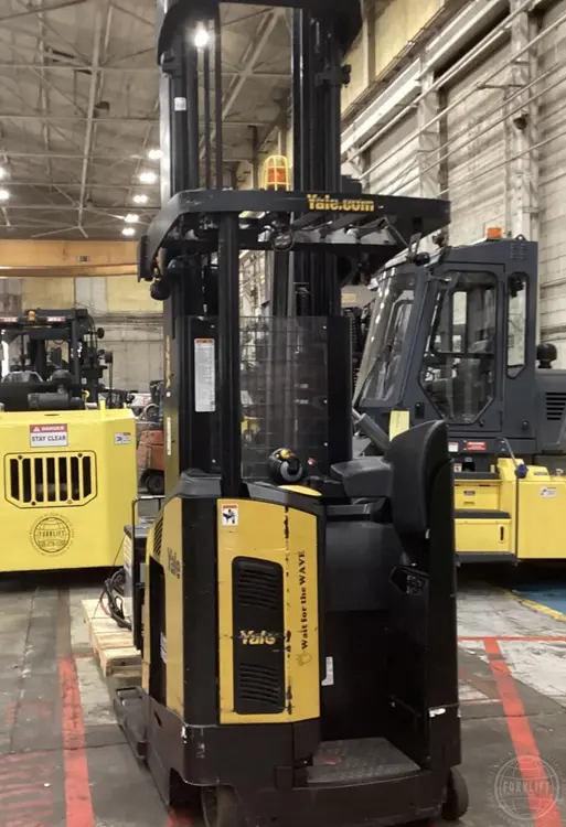 Used 2021 YALE NR040ECN Reach Trucks Illinois US | Forklift Exchange #1274547
