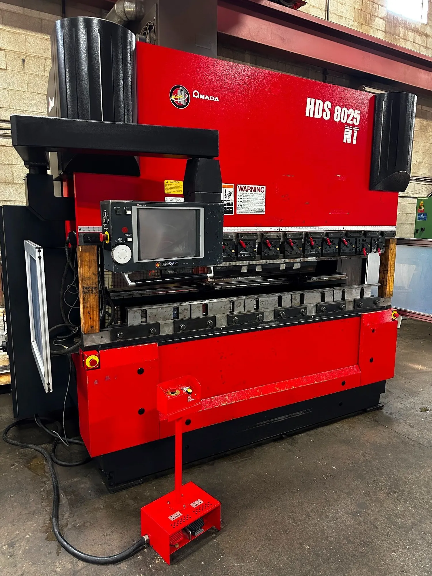 USED AMADA HDS 8025NT