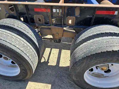 USED 1994 OLIVER 1655