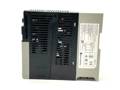 New | in-Stock Allen-Bradley Ser. B PowerFlex AC Drive 3-Ph 240VAC 5A 0.75kW/1HP Variable Speed Drives Michigan US | Maverick Industrial Sales #1393164