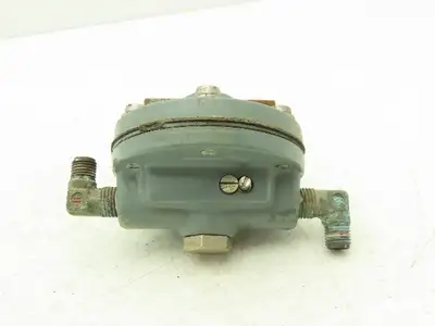 Moore Products 62V 7135S6AK 1/4" Pneumatic Constant Differential Relay
