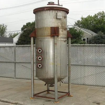 SPC5993  Tank 500 gallon vertical tank, Stainless Steel, 90 psi @ 330° F dimple jacket, conical