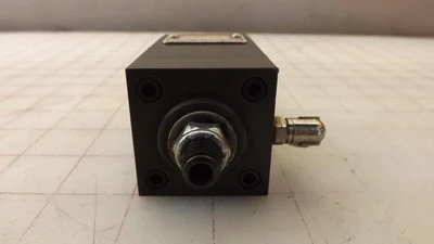 Used ZAYTRAN _UNKNOWN_ Parts (Hydraulics and Pneumatics) | OCO Industrial #1645700