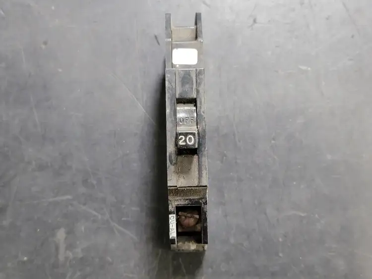 Used ZINSCO Q120 Switchgears British Columbia CA | Lenmark #241561