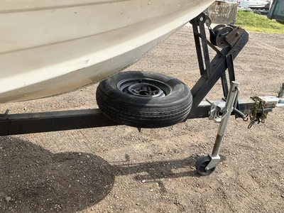 USED 1972 STARCRAFT MARINER