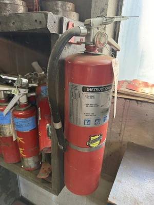 Used _UNKNOWN_ _UNKNOWN_ Fire Extinguishers Michigan US | Miedema Asset Management Group #1371988