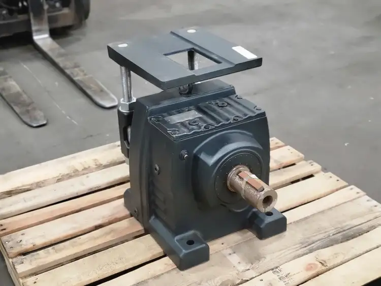 Used SEW-EURODRIVE R97 AD4/P Gearboxes British Columbia CA | Lenmark #268389