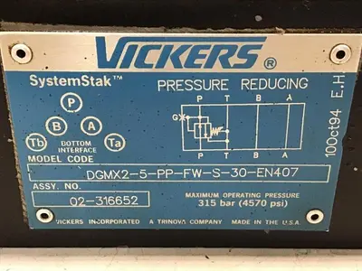 USED VICKERS DGMX2-5-PP-FW-S-30-EN407