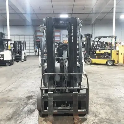 USED 2019 CROWN FC5215-50