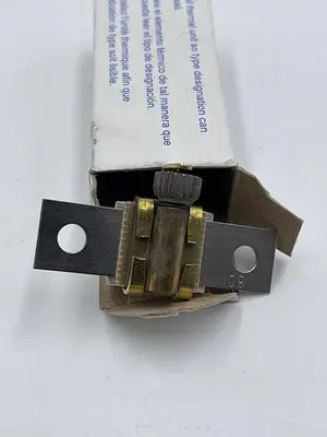 New | in-Stock SQUARE D SQUARE D B25 1513 Misc Electrical & Power Parts | ND Industrial Surplus #1215422