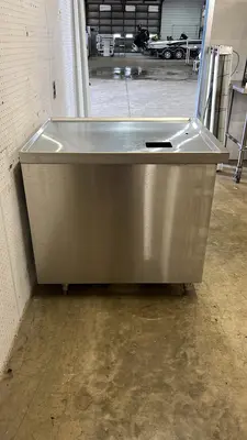 Used Falcon Restaurant Supply, Inc. Used 30"X 37" Stainless Steel Cabinet - FG Cabinets Illinois US | Falcon Restaurant Supply #1373730