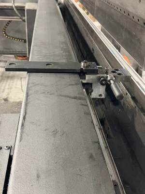 2017 CINCINNATI 230PF+12 Press Brakes | Tight Tolerance Machinery (7)
