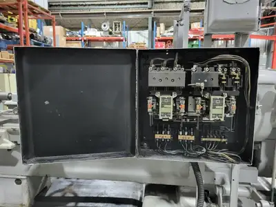 16" x 21" Lathe w/ Tooling & Accessories