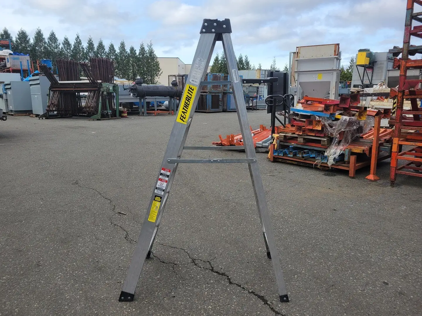 USED FEATHERLITE 3406