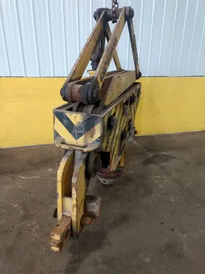 25,000 LB 12.5 TON BRADLEY COIL GRAB: STOCK 13241